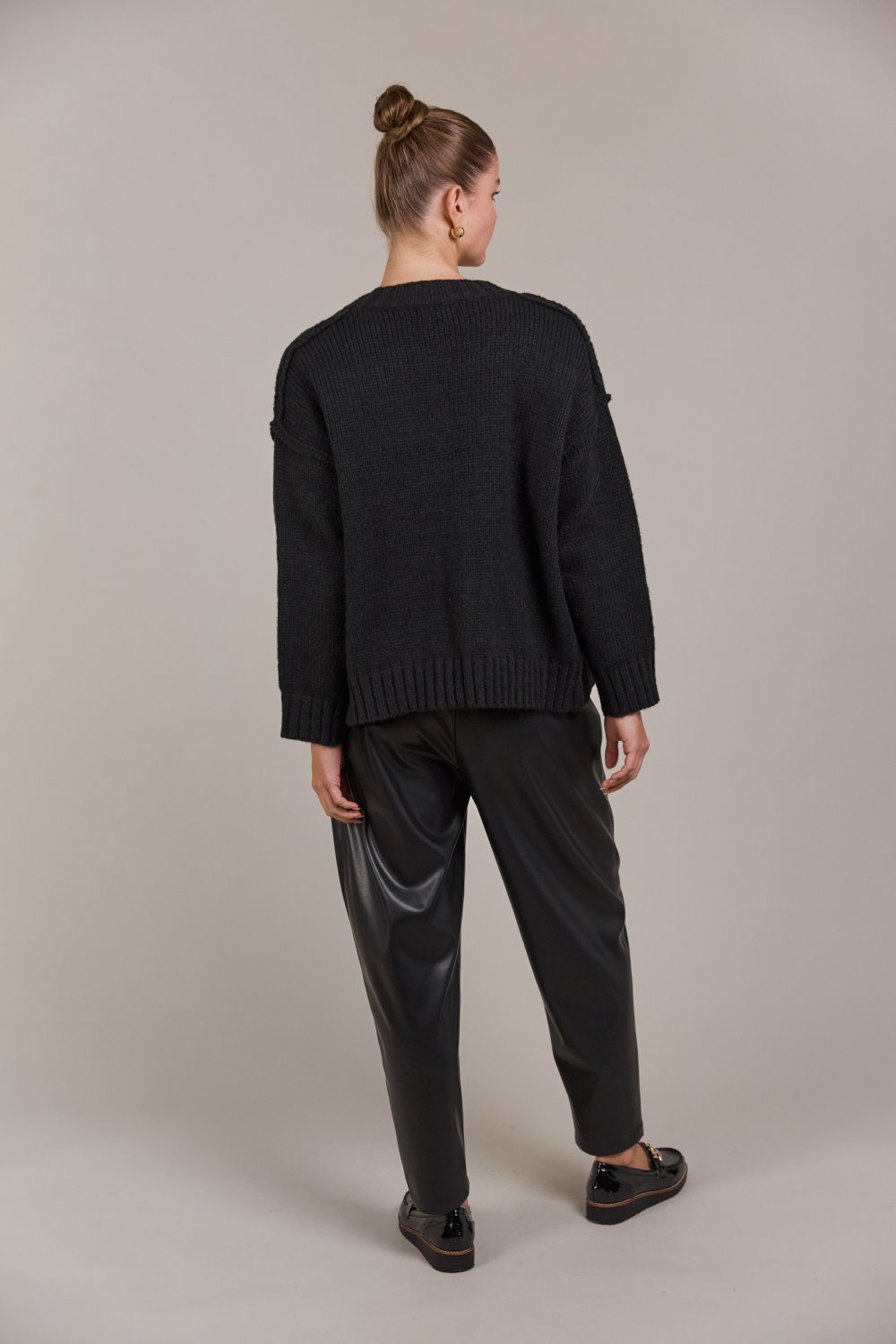 ebive-katana-cardigan-black 3
