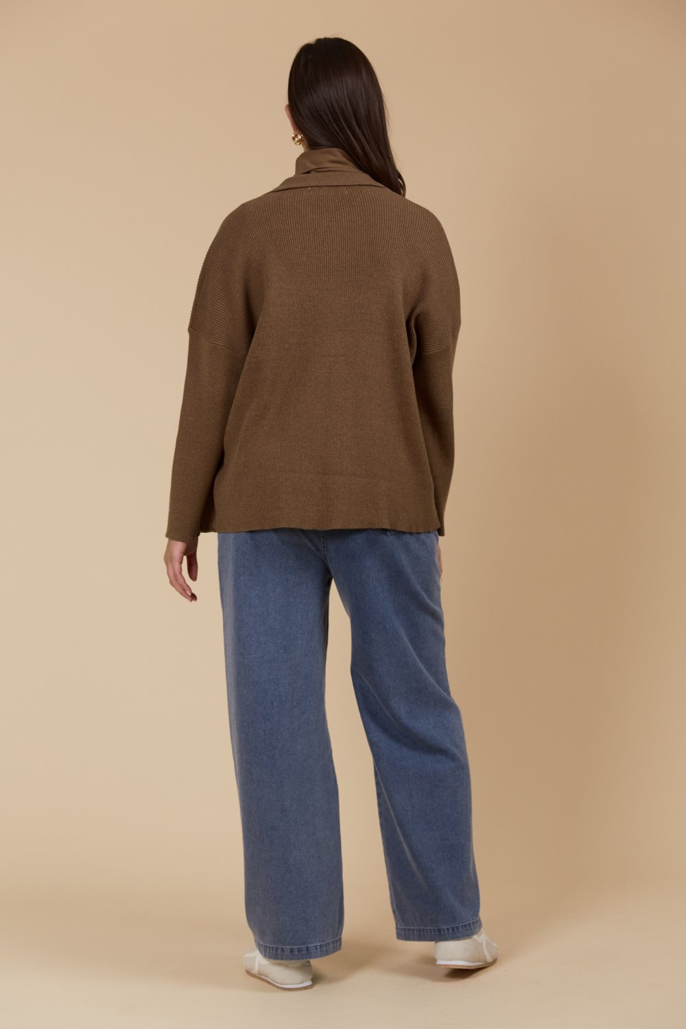 isle-mine-tala-knit-shirt-toffee 3