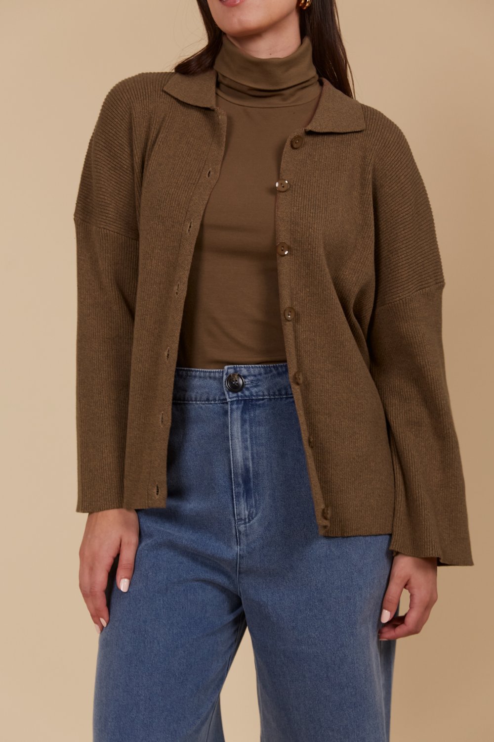 isle-mine-tala-knit-shirt-toffee 4
