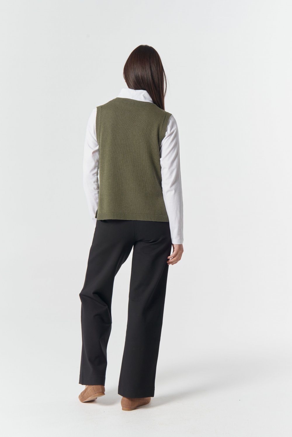 goondiwindi-amber-merino-cotton-knit-ves