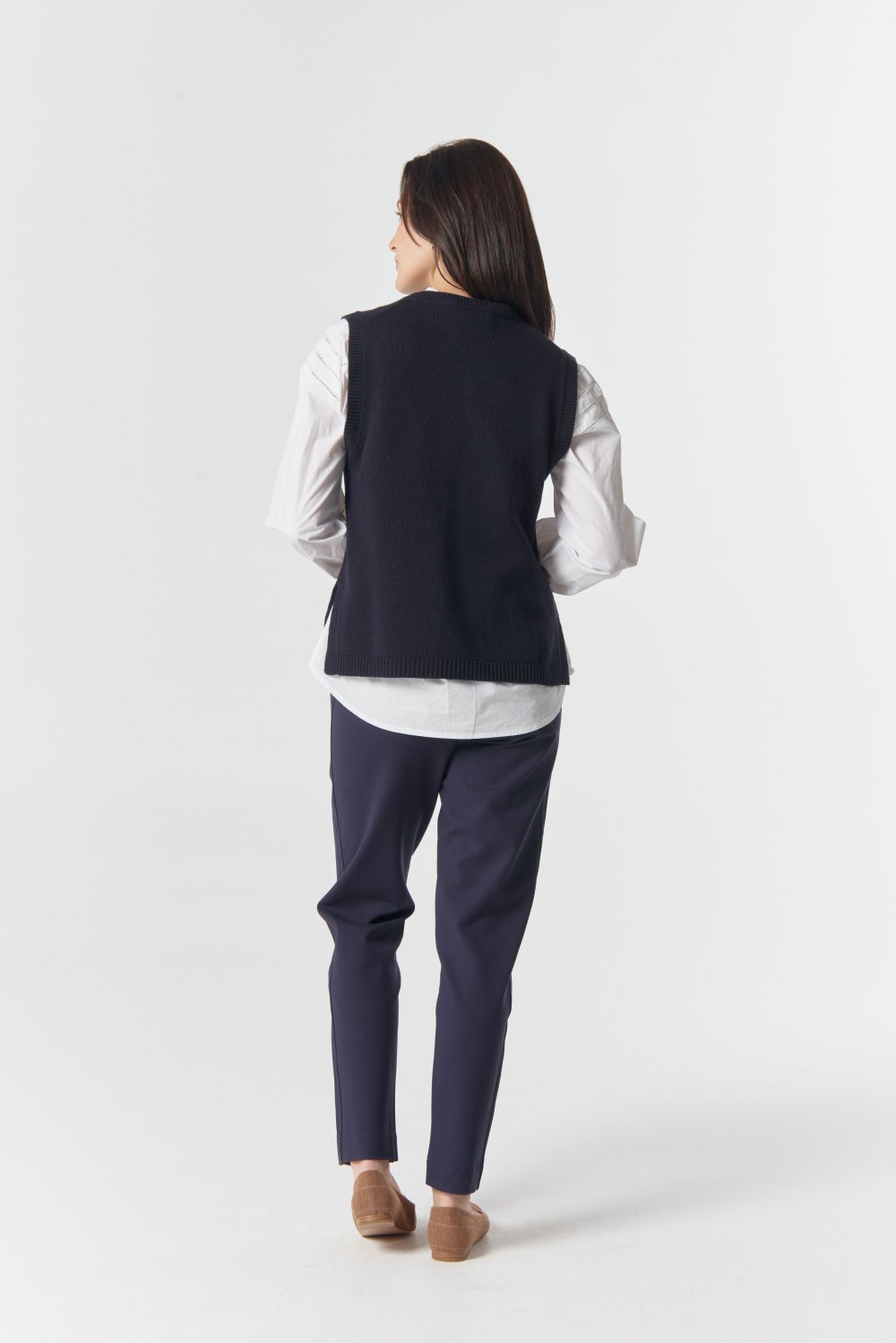 goondiwindi-amber-merino-cotton-knit-ves
