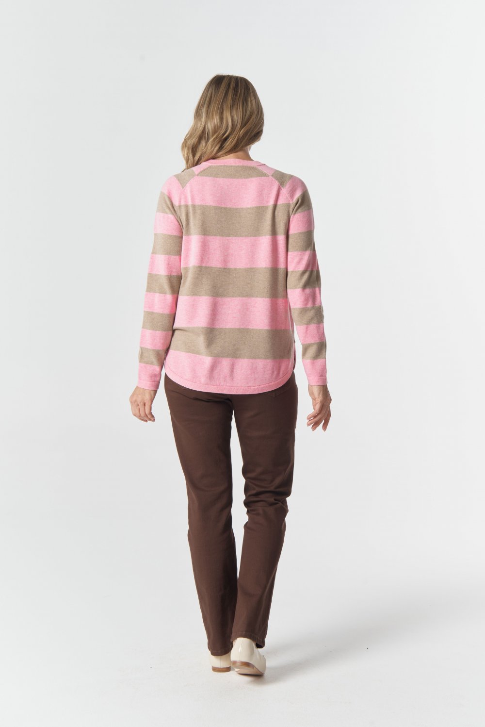 goondiwindi-the-yards-jumper-fondant-pin