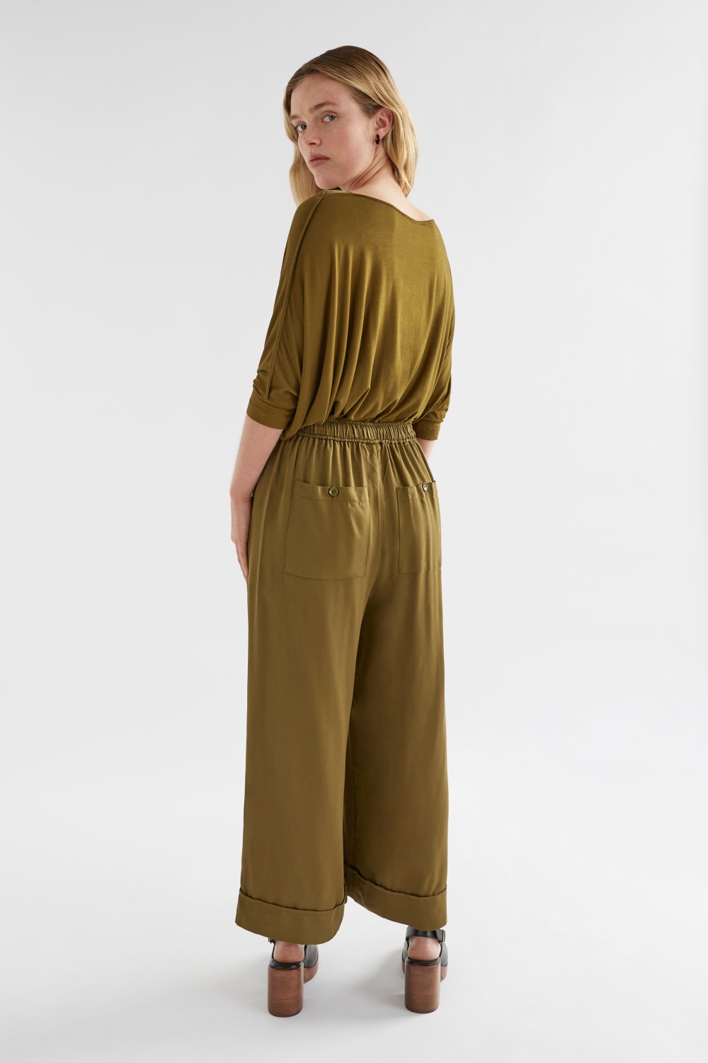 elk-wide-leg-culotte-olive 4