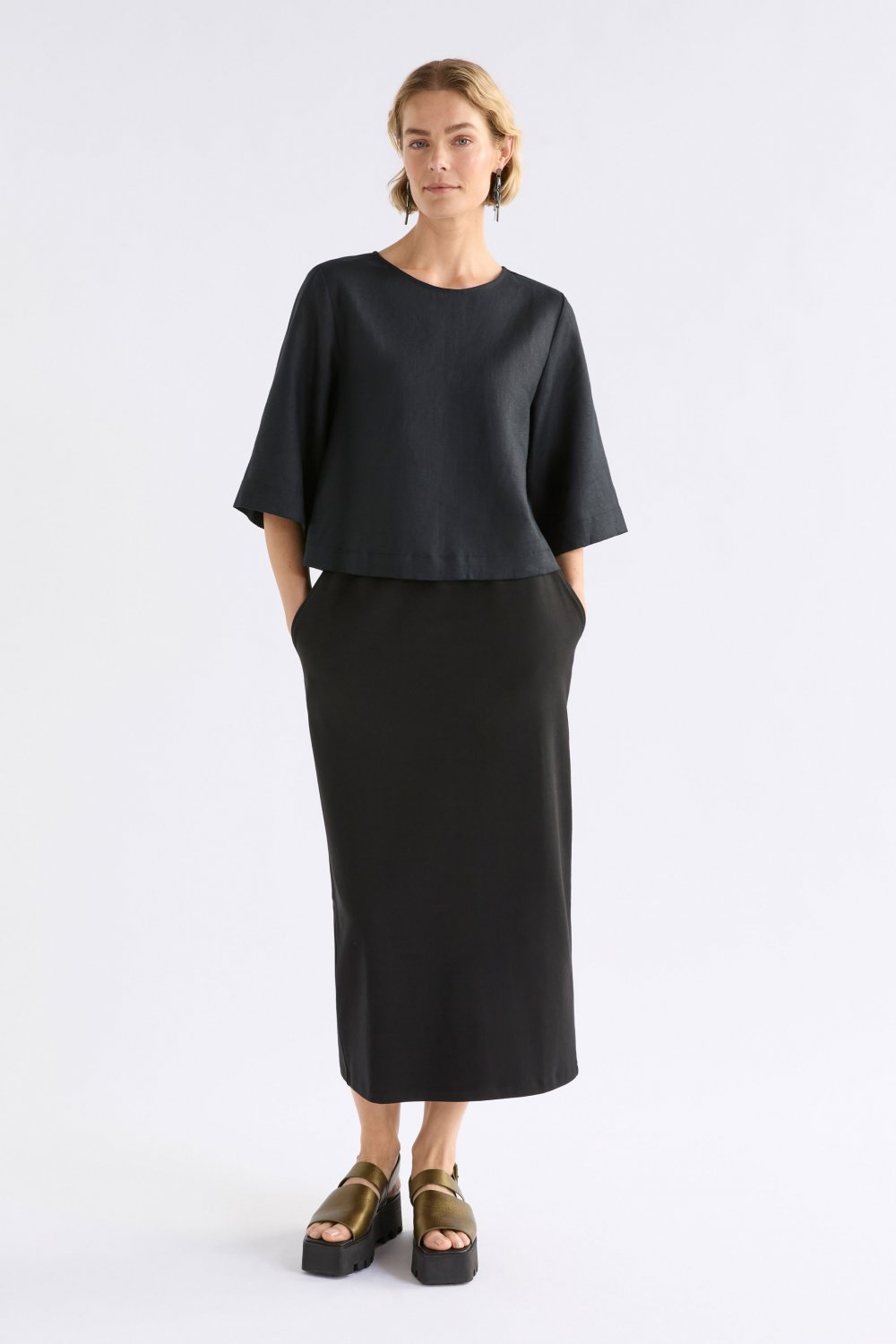 elk-llinen-top-black 2