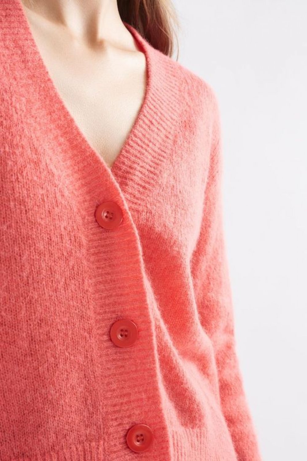 elk-drue-cardigan-pink-punch 2