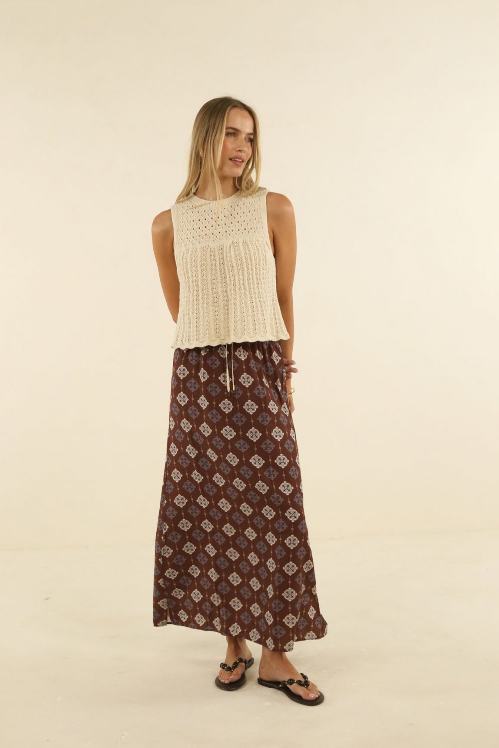 humidity-knix-tank-cream 4