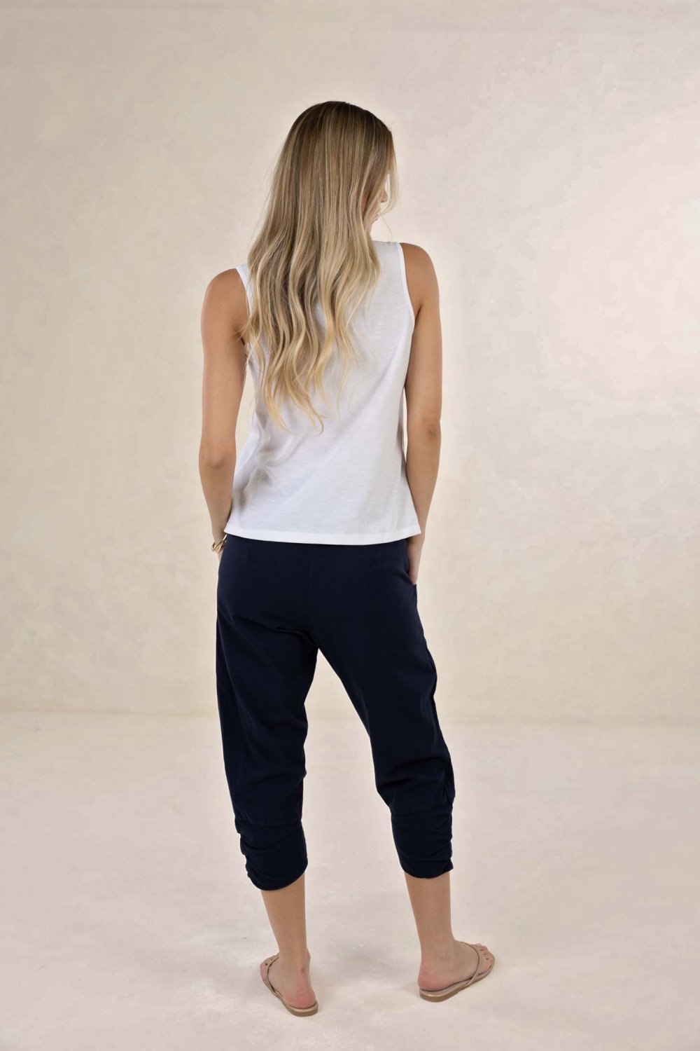 humidity-castaway-pant-navy 2