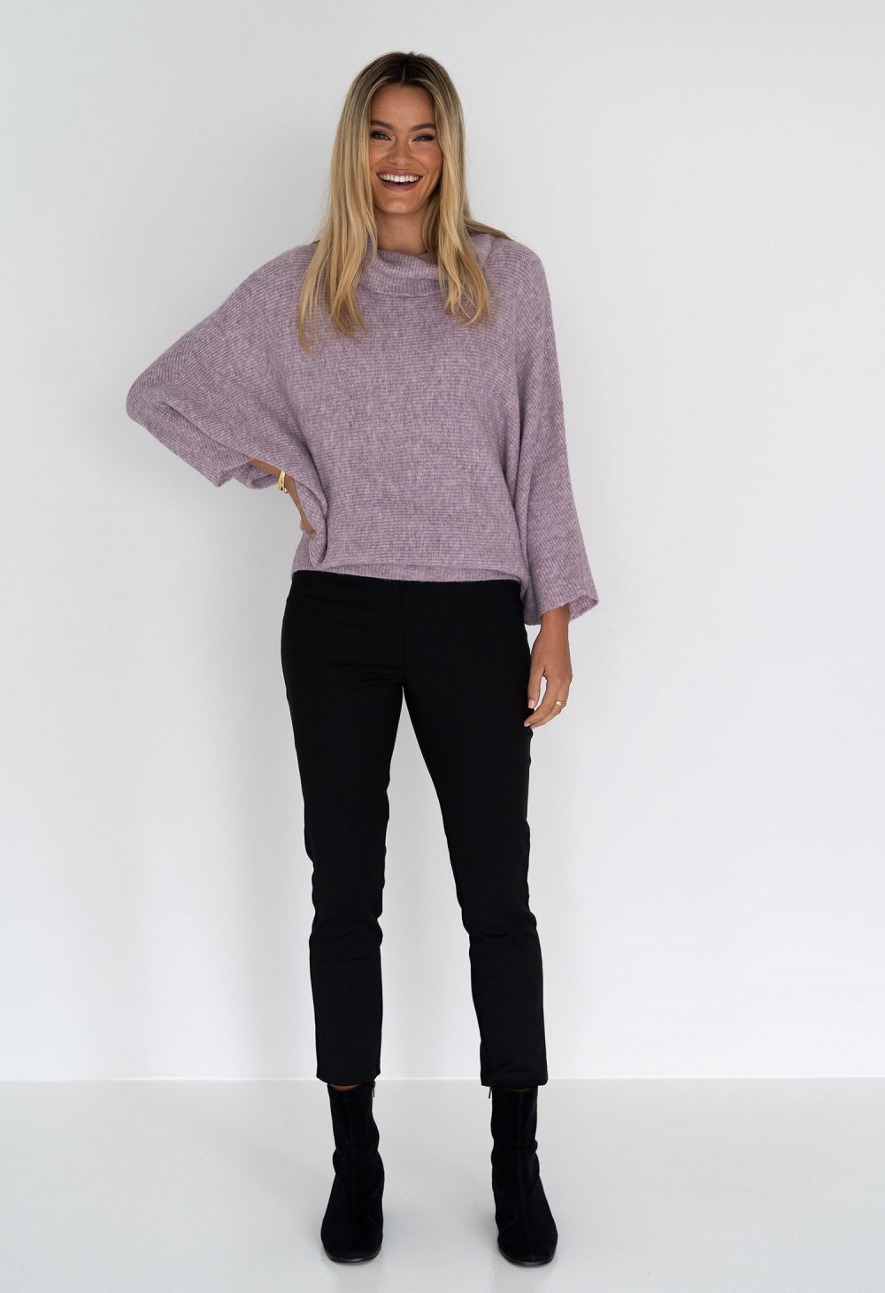 humidity-ariana-sweater-lilac 2