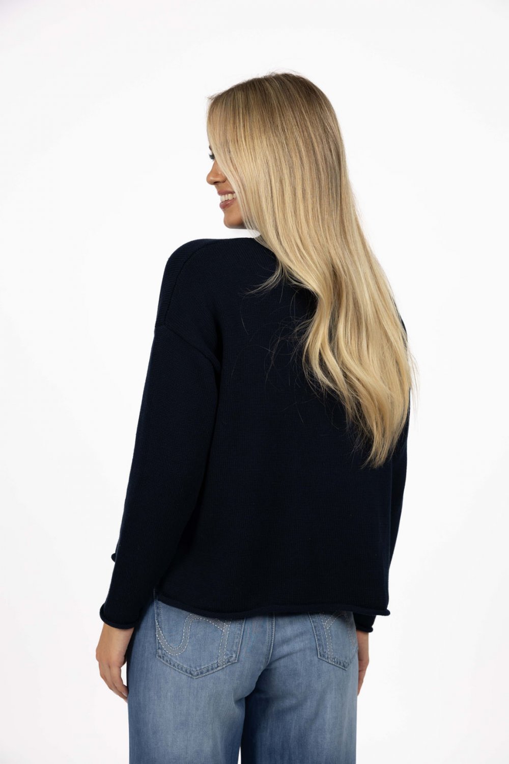 humidity-divine-jumper-navy 3