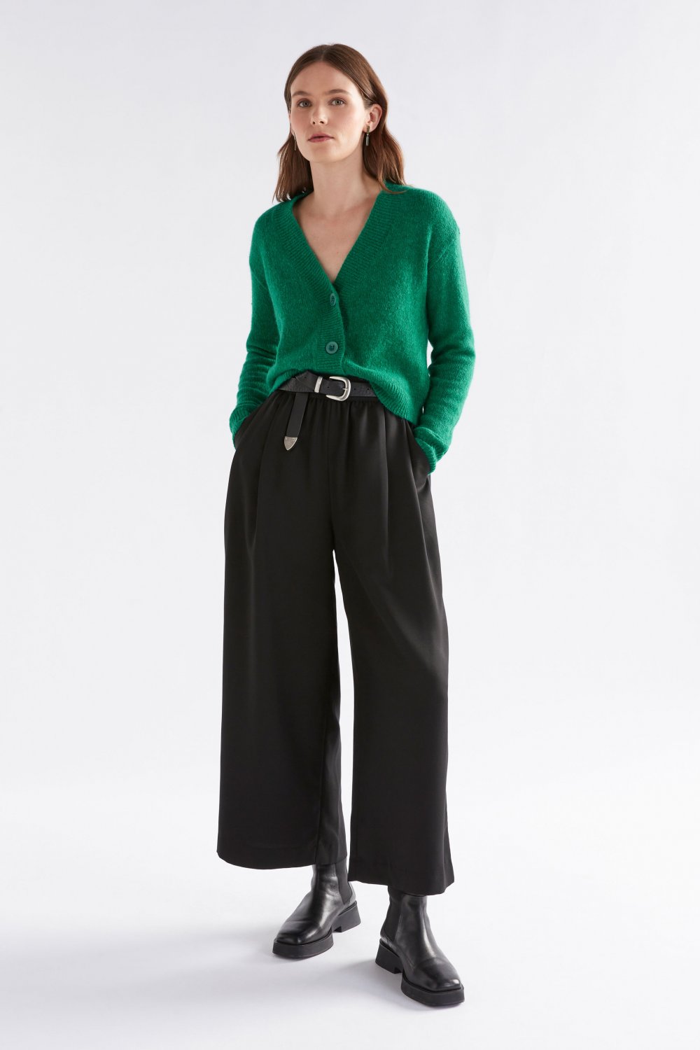 elk-daaru-cardigan-milan-green 4
