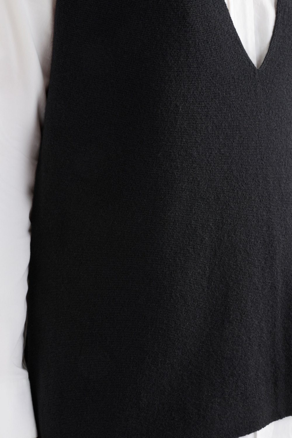 elk-alin-knit-vest 5