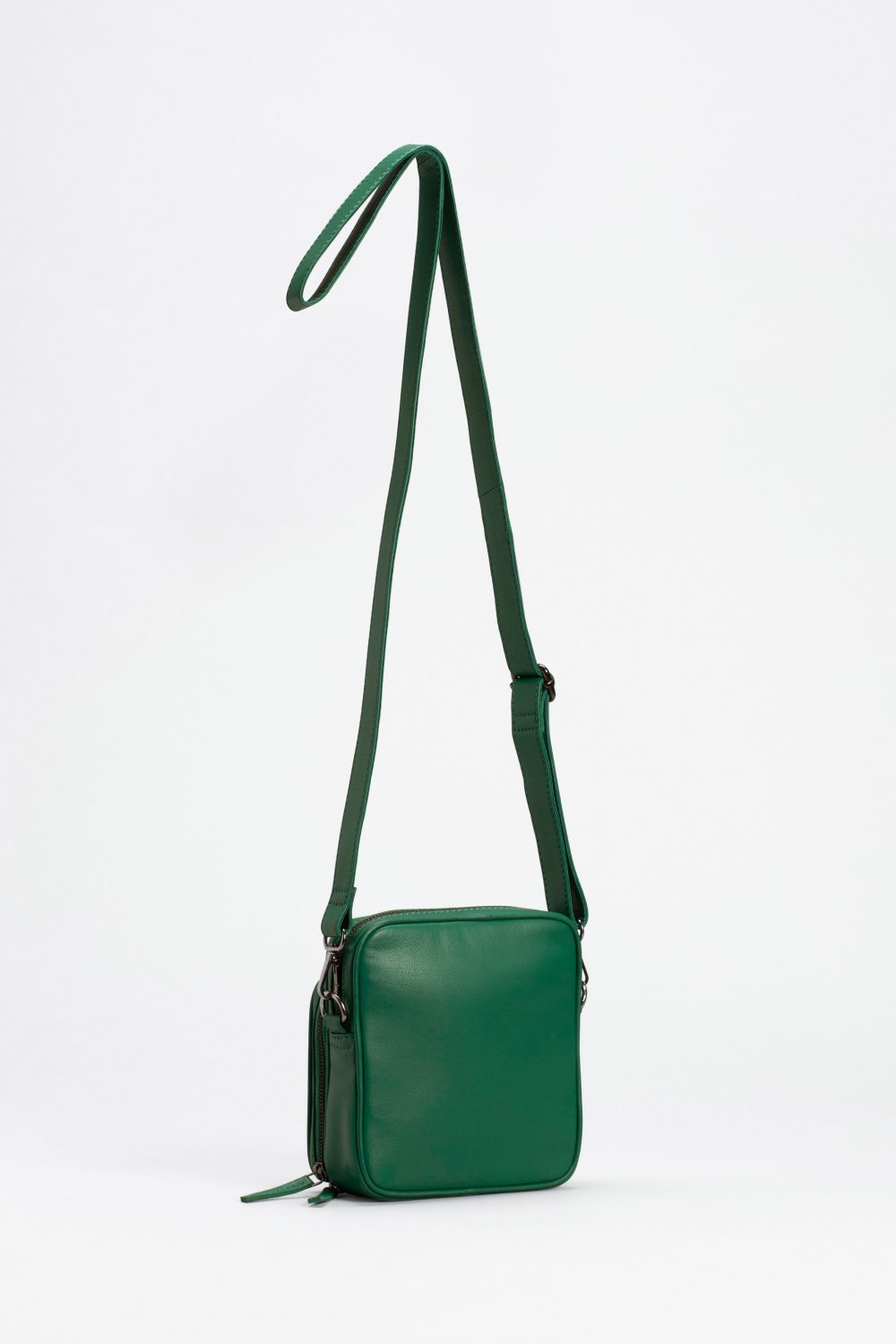 elk-klim-crossbody-bag-jewel-green 2