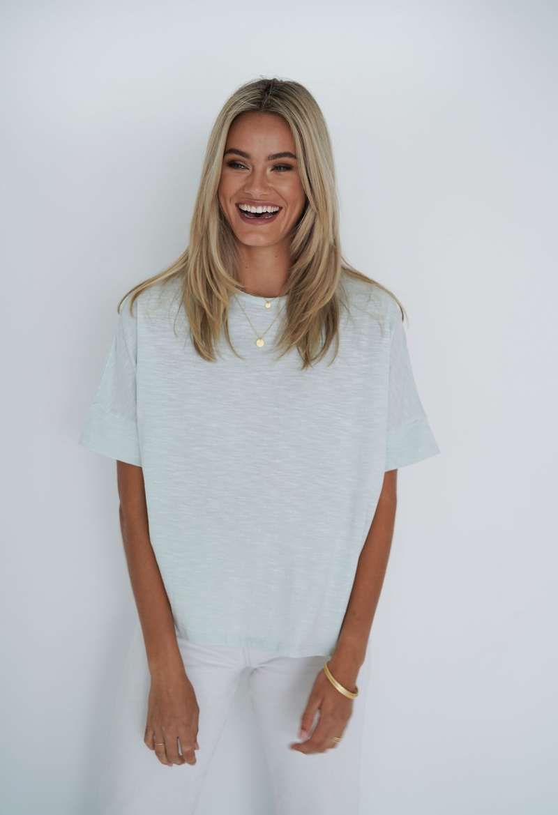 View Humidity Dippy Tee - Mint