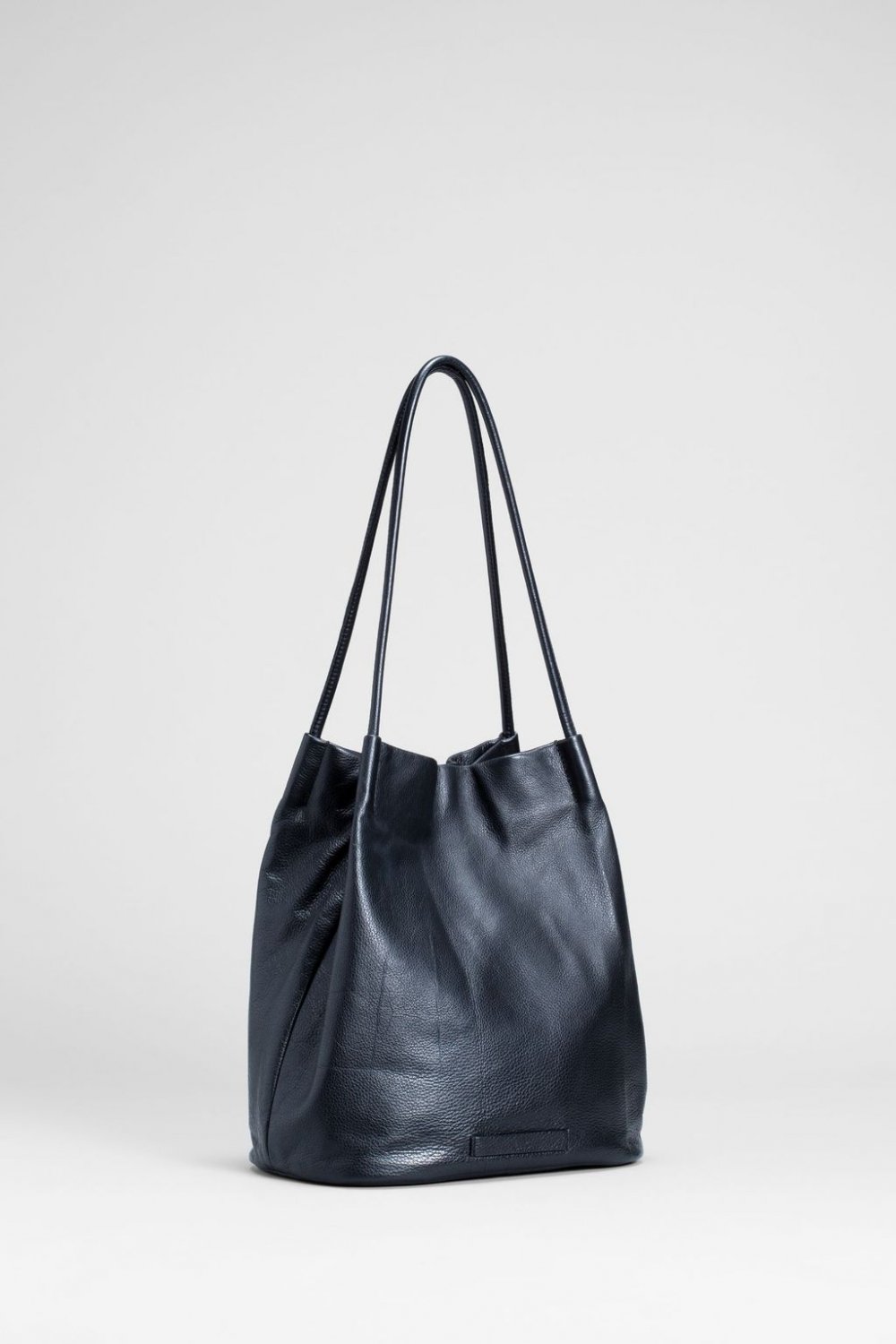 elk-orsa-handbag-black 2